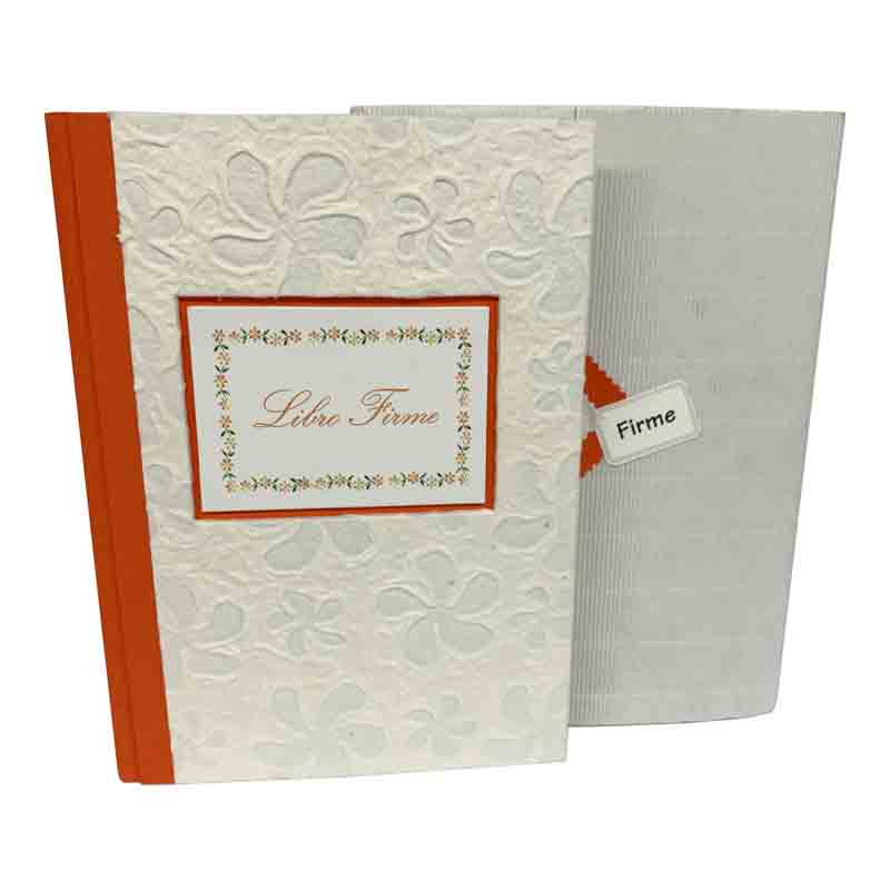 Libro firme dettagli arancio - La Sibilla